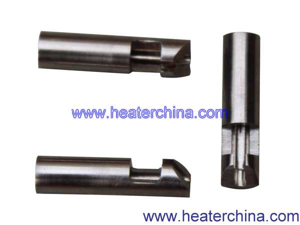 Inclination hook for heating element filling machine